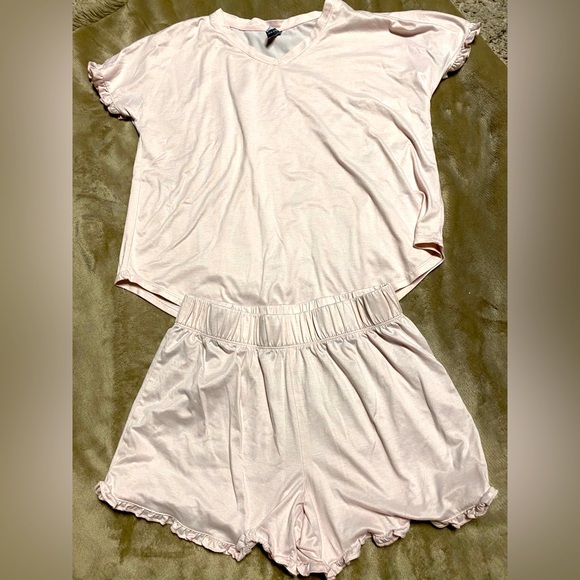 Pj’s - Picture 1 of 1